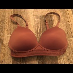 Victoria’s Secret PINK bra